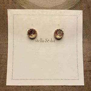 Stella and Dot Earrings
